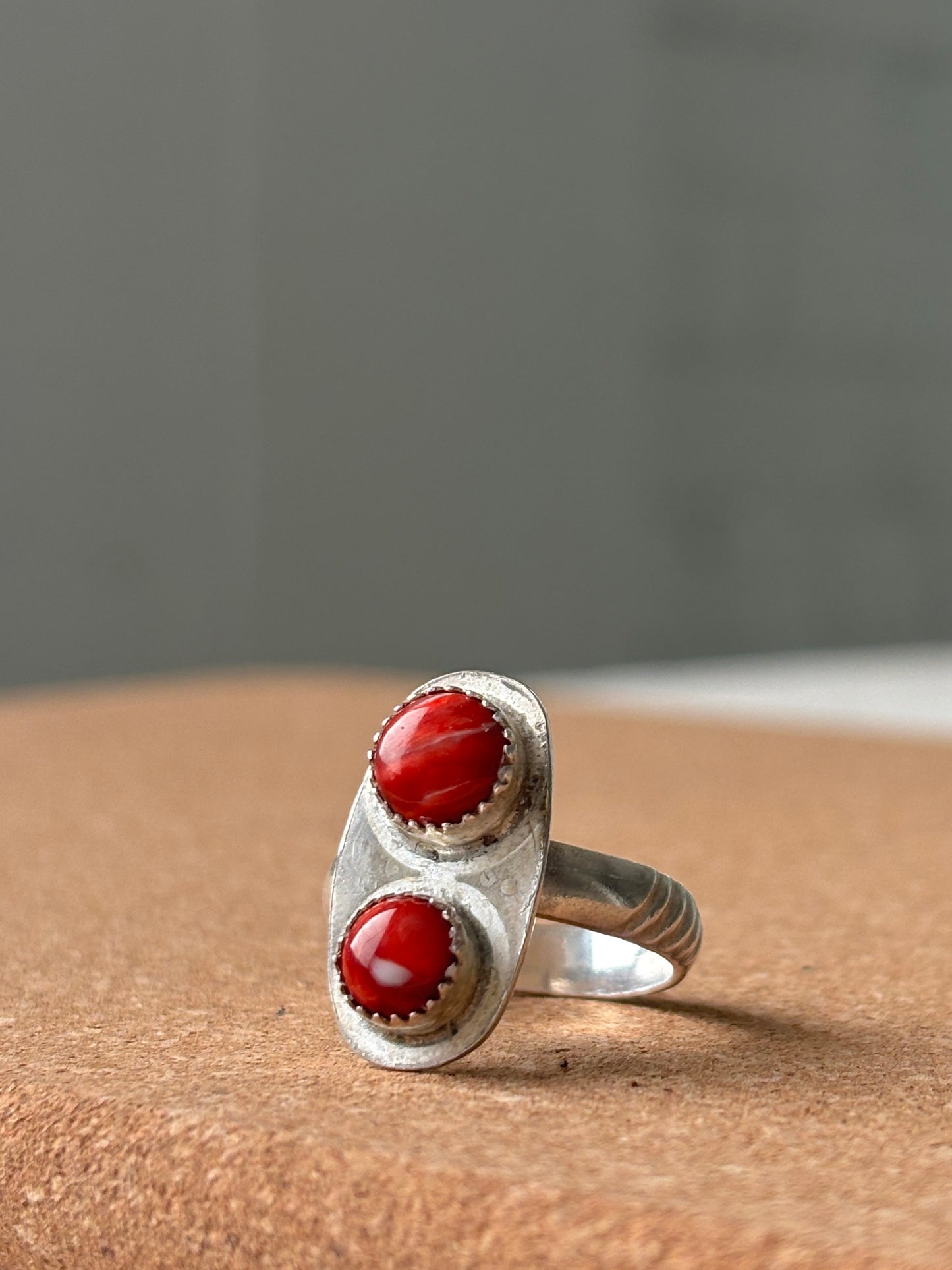 Double Spiny Oyster Ring